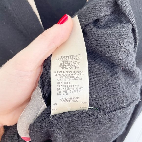 Burberry Checked-Trim Nova Merino Wool Cardigan Black Size Small - Picture 5 of 14